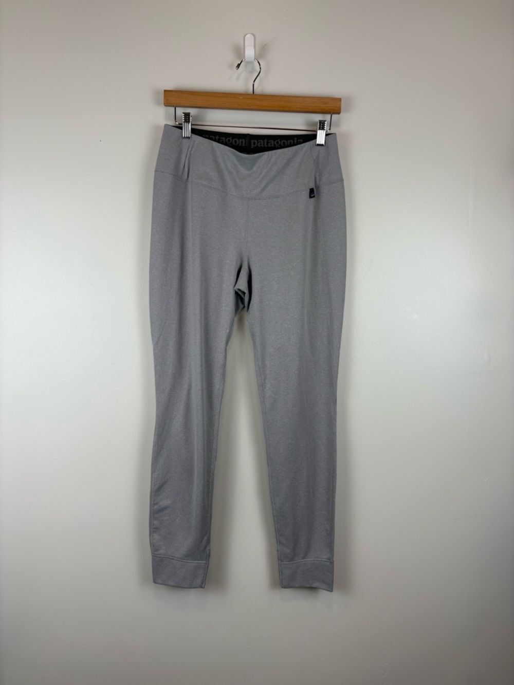 Patagonia Women's Capilene Midweight Bottoms Size Medium Grey 44491